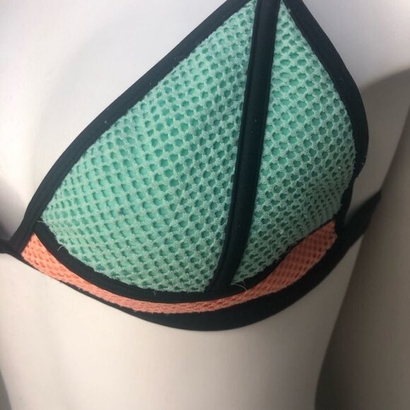 Triangl Bambi Neoprene Bikini in Sugar Plum Size Medium Bikini Top Only - Picture 4 of 10